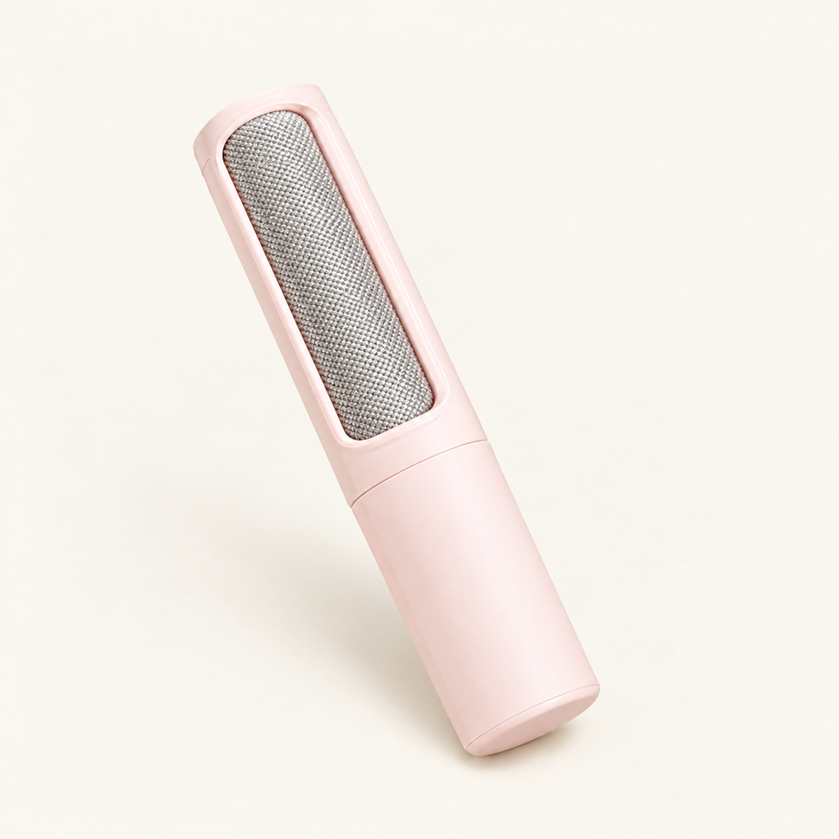 Reusable self-cleaning pet hair remover